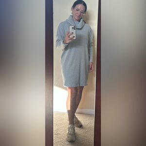 Gap grey ribbed cowl neck sweatshirt dress. Size Medium